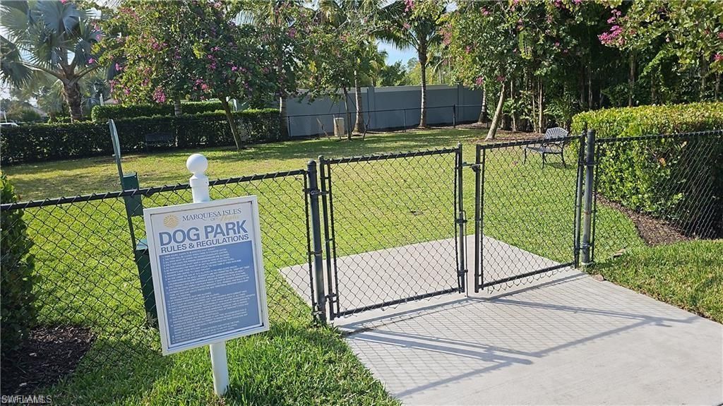2305 Ariane Dr , Naples, FL 34112 Photo