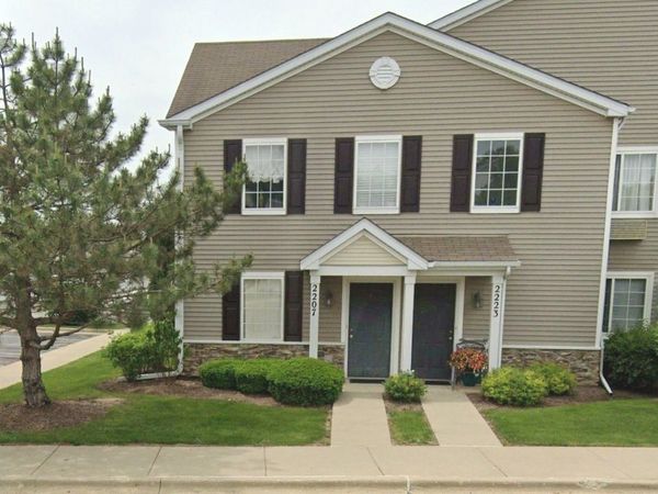 2207 Silverstone Drive, Unit 2207, Carpentersville, IL 60110
