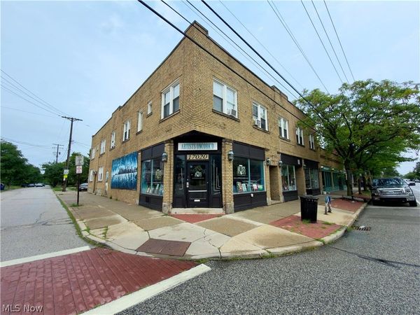 17020 Madison Avenue , Lakewood, OH 44107