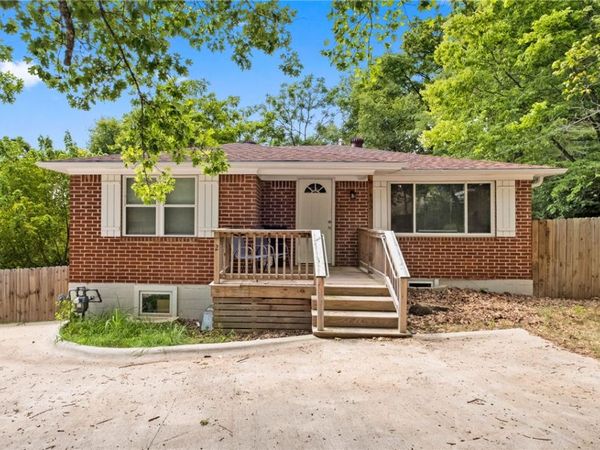 453 Mashburn Avenue , Fayetteville, AR 72701
