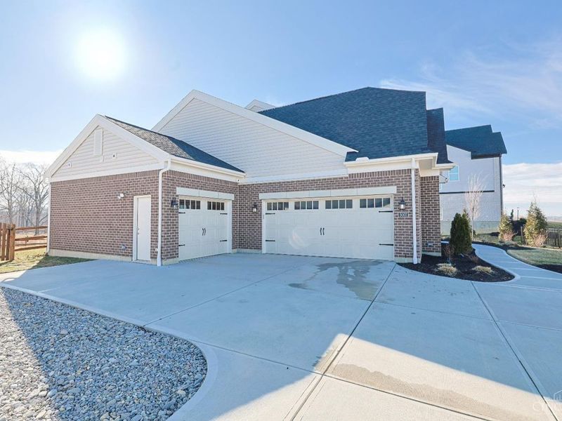 5007 Bogey Court, Turtle Creek Township, OH 45036 Photo 3