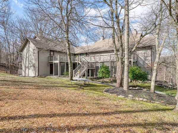 281 Moytoy Rd U#101, Crab Orchard, TN 37723