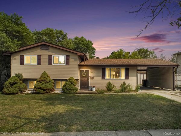 419 Laurie Drive , Flushing, Mi 48433