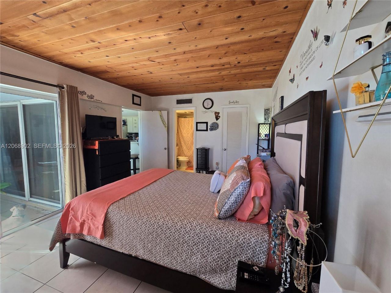 16330 Oak Walk, Miami Lakes, FL 33014 Photo