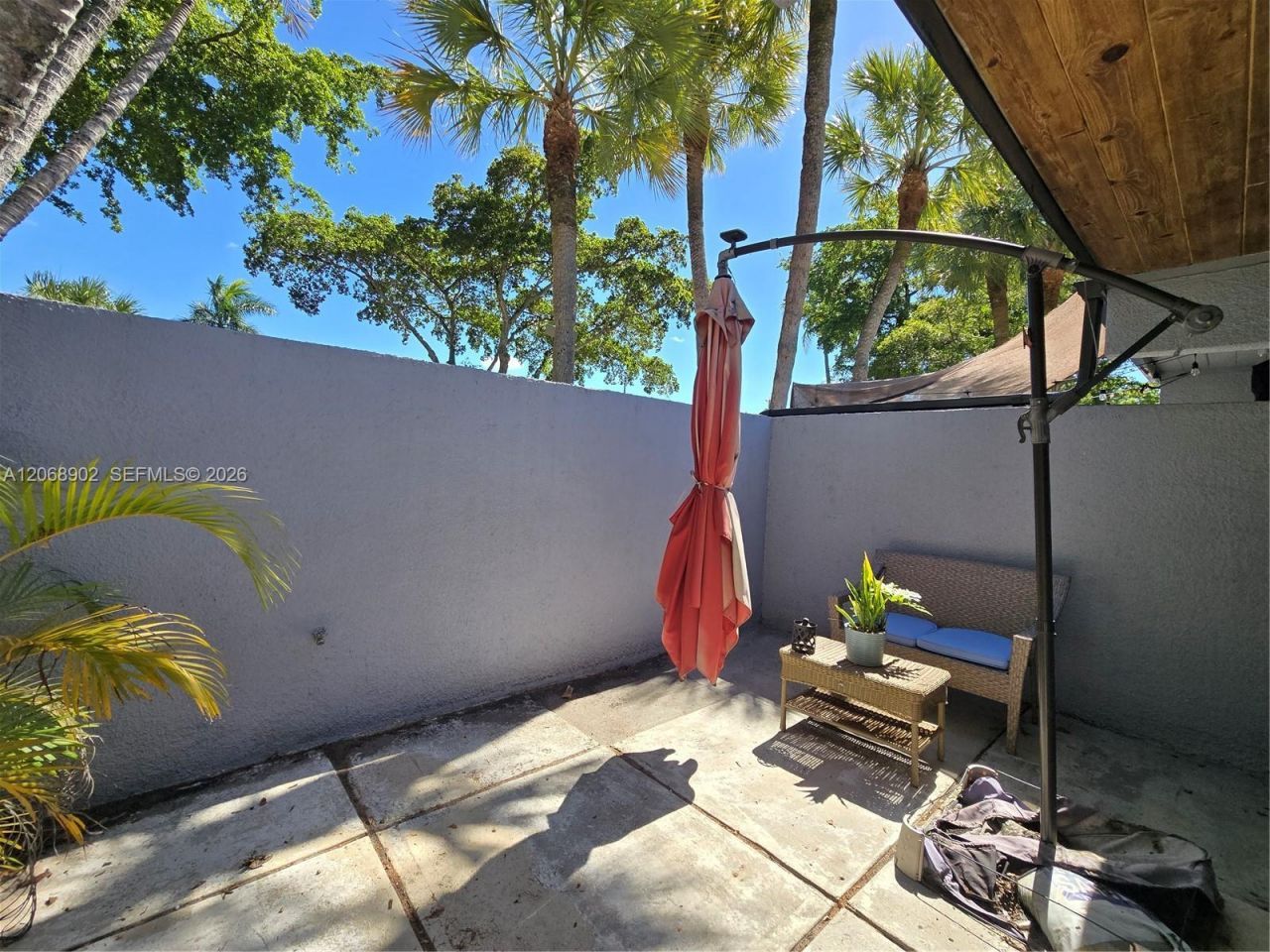 16330 Oak Walk, Miami Lakes, FL 33014 Photo
