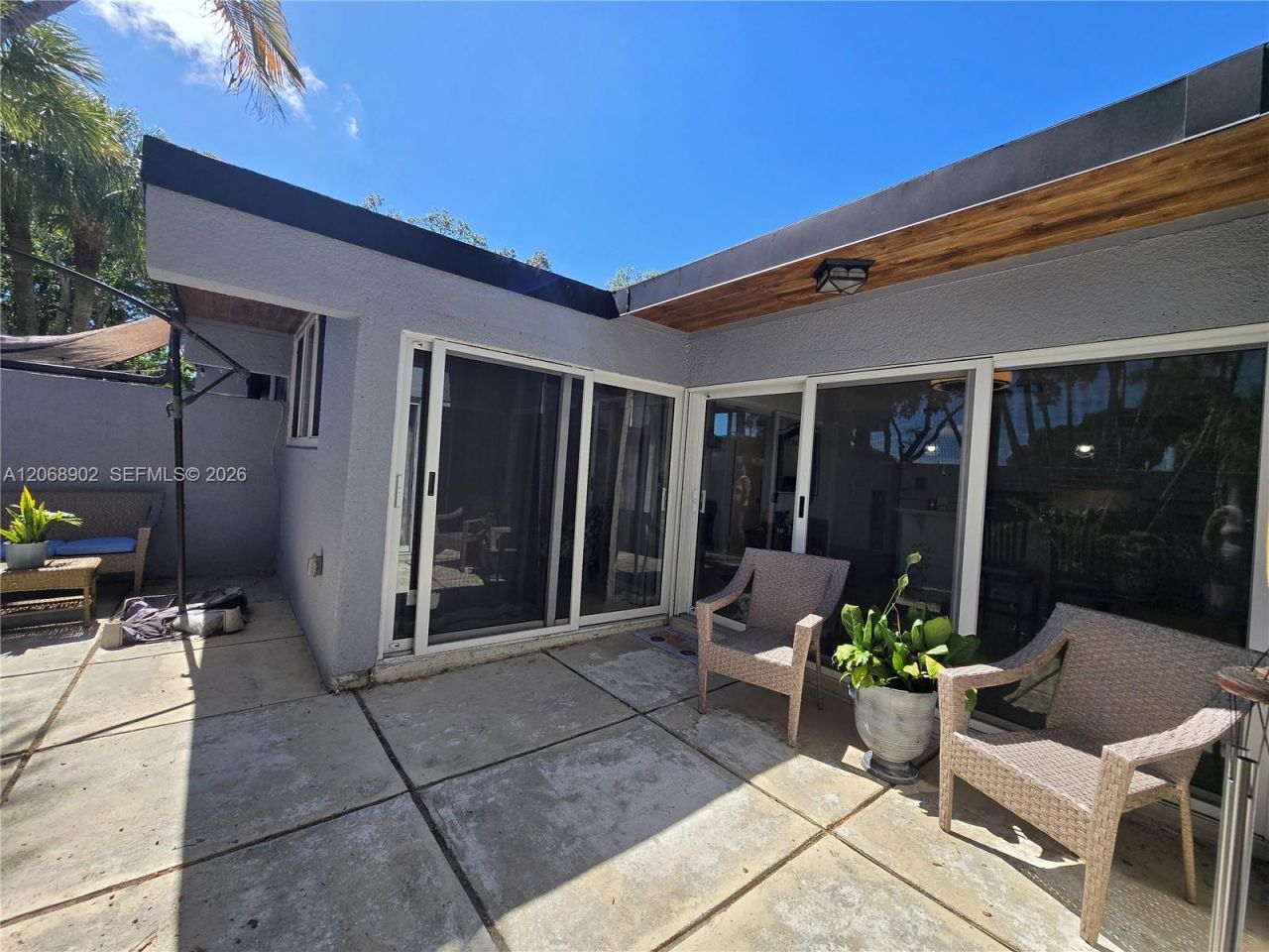 16330 Oak Walk, Miami Lakes, FL 33014 Photo