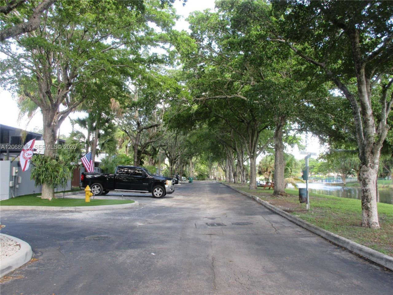 16330 Oak Walk, Miami Lakes, FL 33014 Photo
