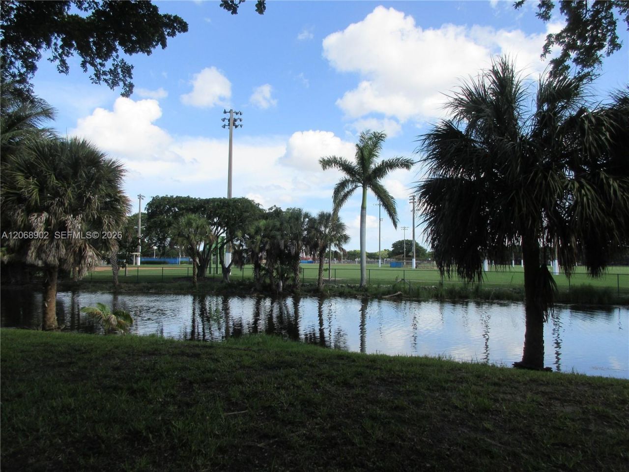 16330 Oak Walk, Miami Lakes, FL 33014 Photo