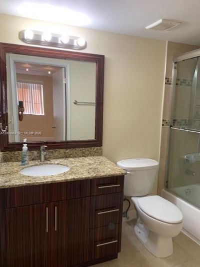 6195 NW 186th St, Unit 417, Hialeah, FL 33015 Photo