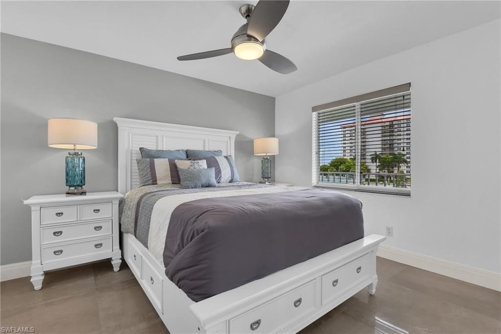 10684 Gulf Shore Dr, Unit B-302, Naples, FL 34108 Photo