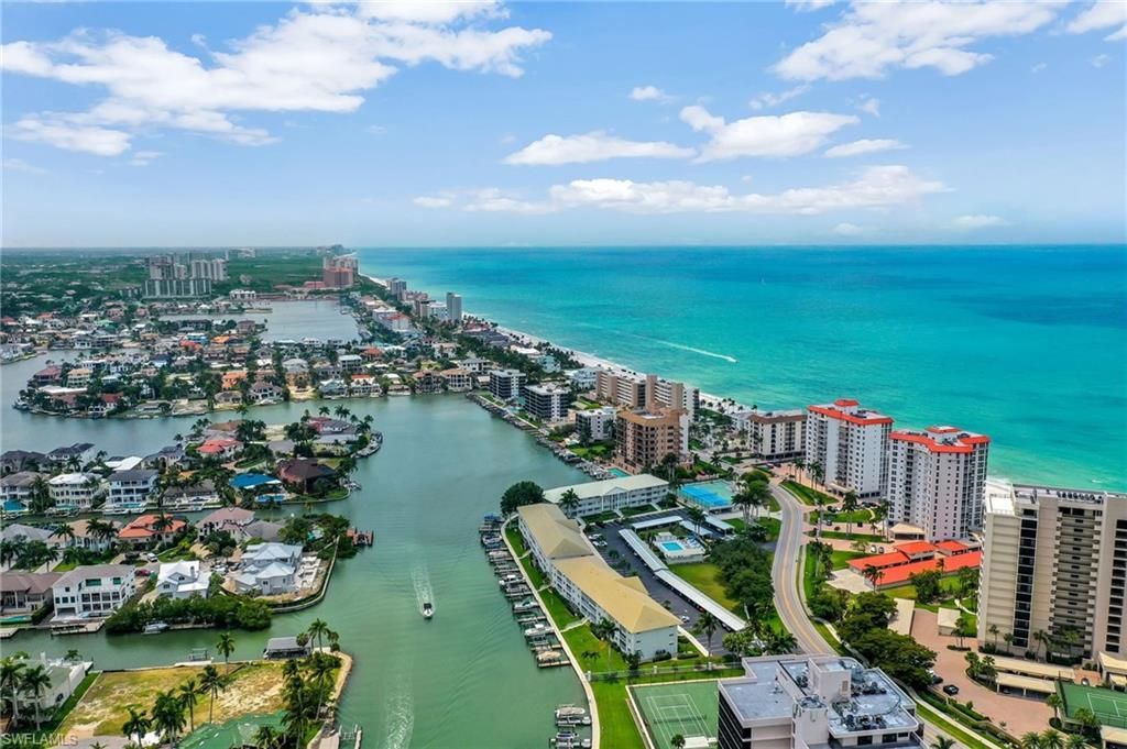 10684 Gulf Shore Dr, Unit B-302, Naples, FL 34108 Photo