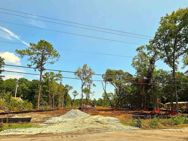 885 Martin Luther King Rd. , Pawleys Island, SC 29585