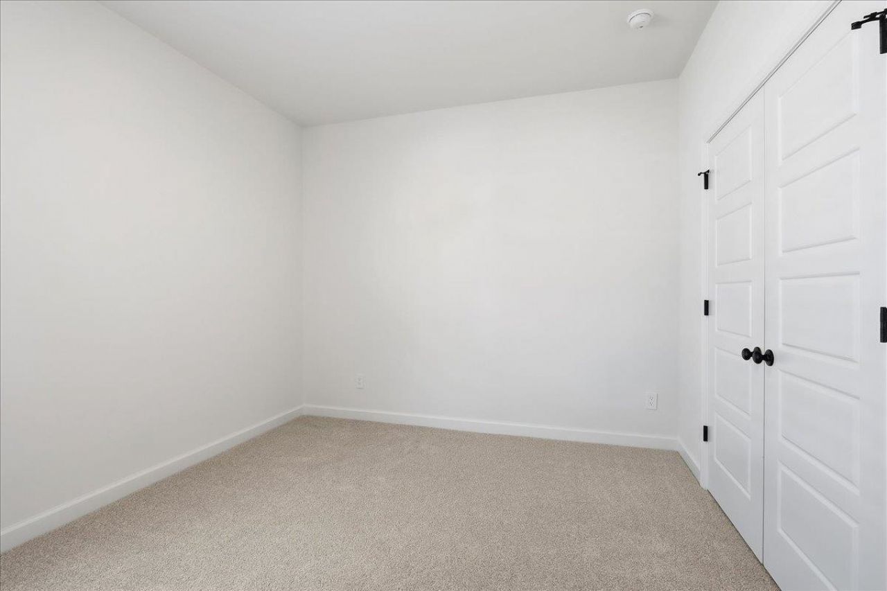 168 Black Oak Rd. Photo 42