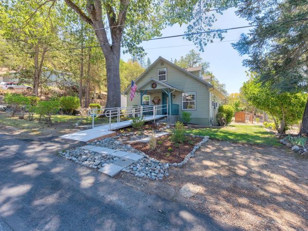 340 7th Street, Rogue River, OR 97537