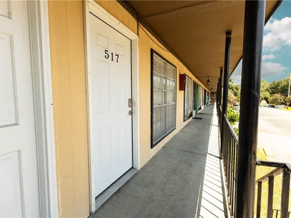 6200 RIVERSIDE Drive, Metairie, LA 70003
