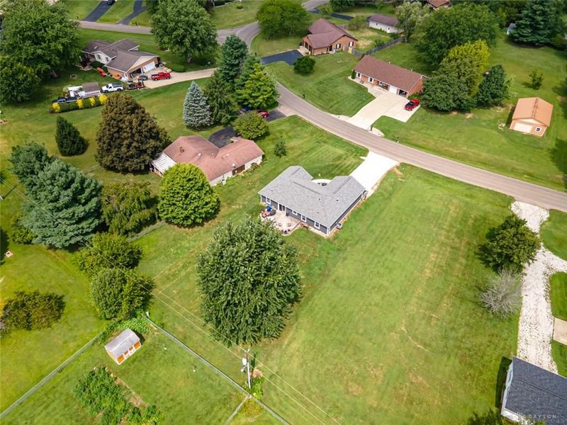 45 Lakengren Drive, Eaton, OH 45320 Photo 27