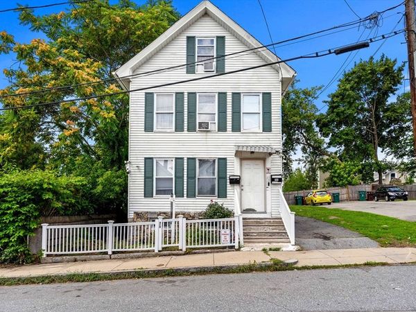 42 Albion Street, Lowell, MA 01850