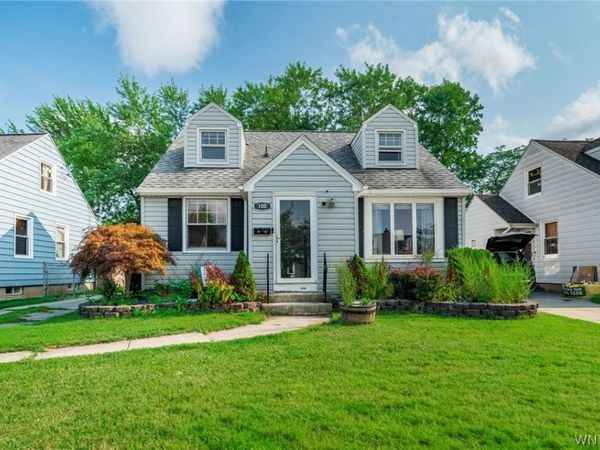 100 Treadwell Road , Tonawanda, NY 14150