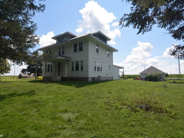 916 415Th Avenue, Malcom, IA 50157