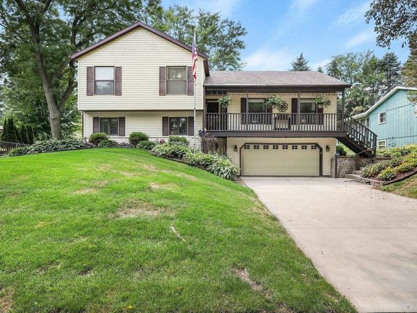 9 Krystana Way, Madison, WI 53711