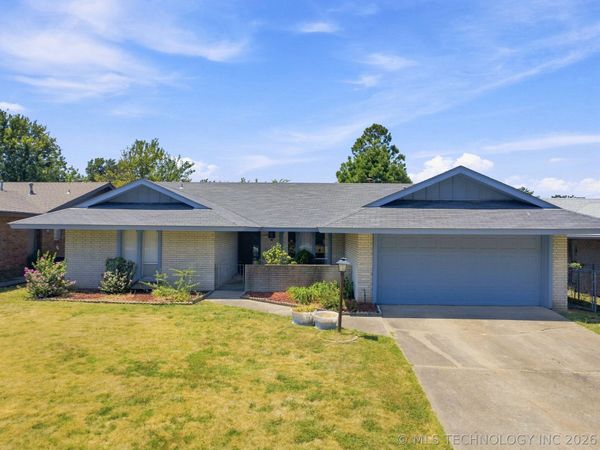 2536 S 111th East Avenue , Tulsa, OK 74129