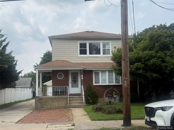 327 Broadway, Unit 2, Lynbrook, NY 11563