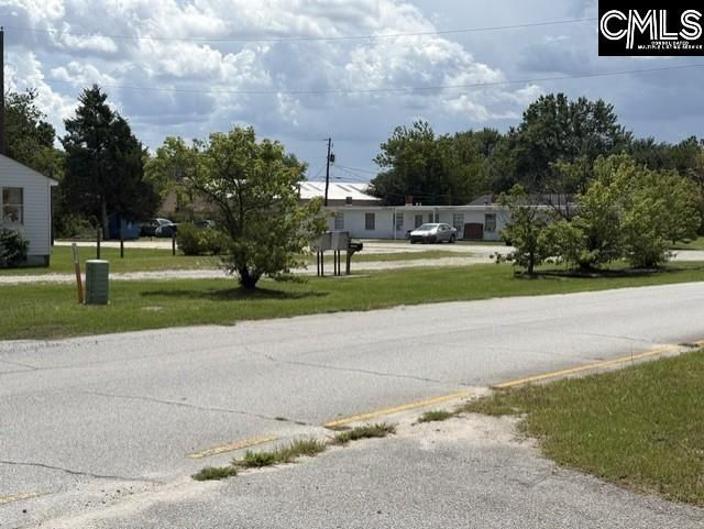 69 Lexington Drive Photo 14