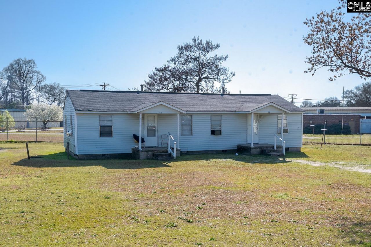 69 Lexington Drive Photo 15