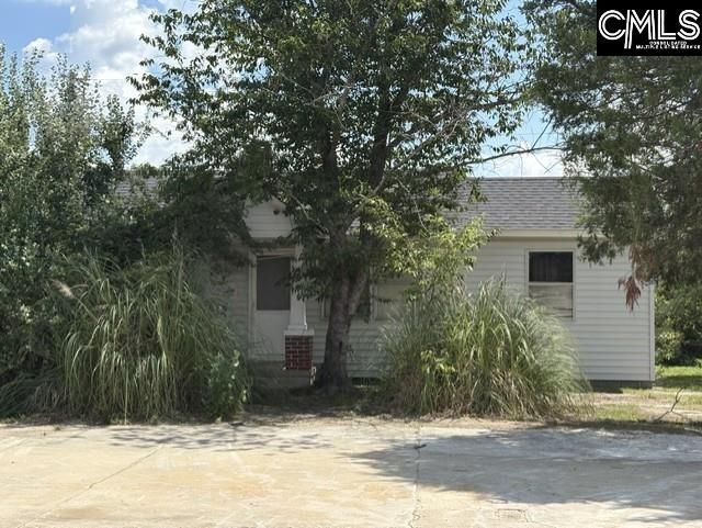 69 Lexington Drive Photo 17