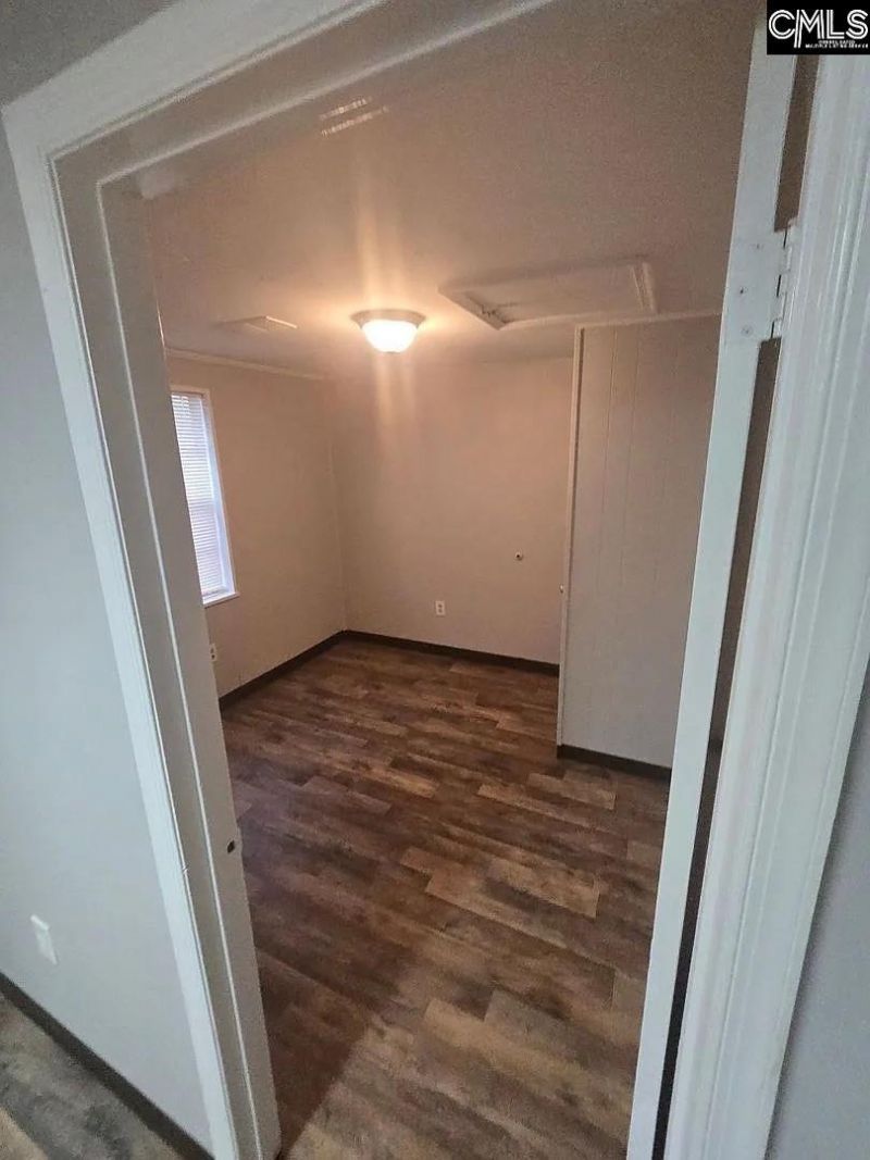 69 Lexington Drive Photo 21
