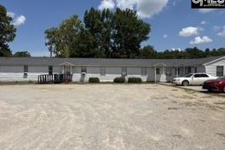 69 Lexington Drive photo 4