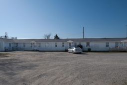 69 Lexington Drive photo 4