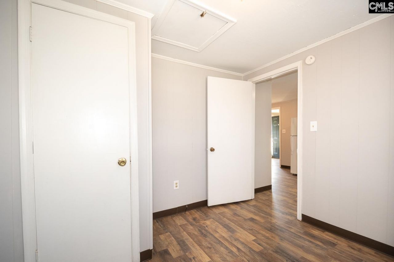 69 Lexington Drive Photo 40