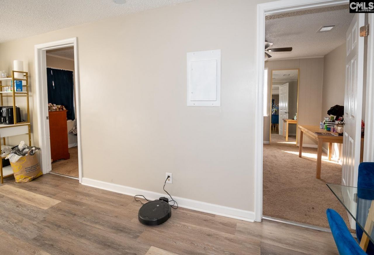 69 Lexington Drive Photo 56