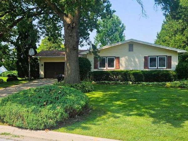 1126 Rachael Street, Waterloo, IA 50701
