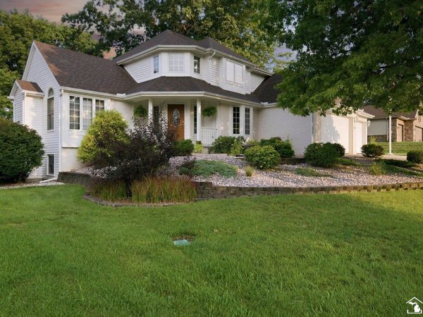 9085 Legacy Court, Temperance, MI 48182