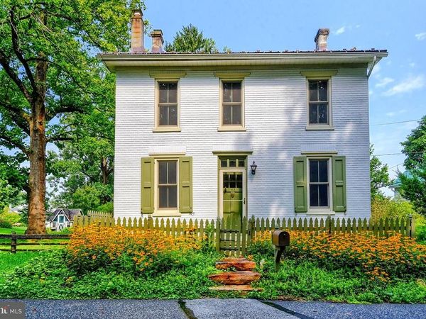 113 RACE STREET, BOILING SPRINGS, PA 17007