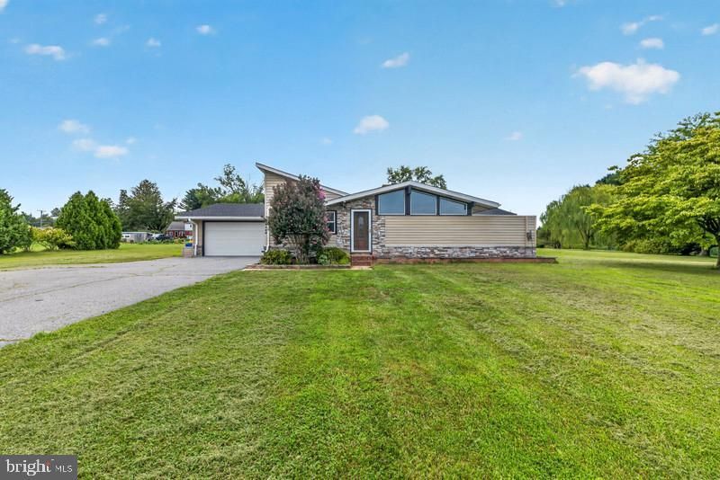 16938 FLICKERWOOD ROAD, PARKTON, MD 21120
