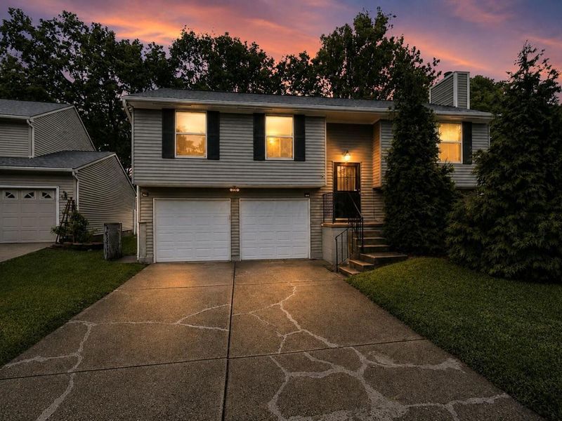 3320 Parksley Court, Columbus, OH 43204 Photo 2