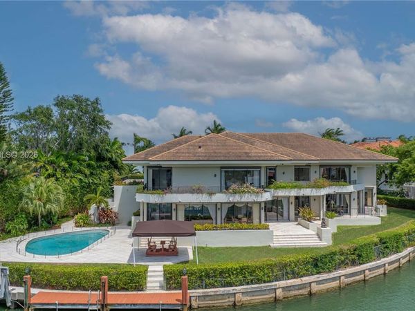 241 Cape Florida Dr , Key Biscayne, FL 33149