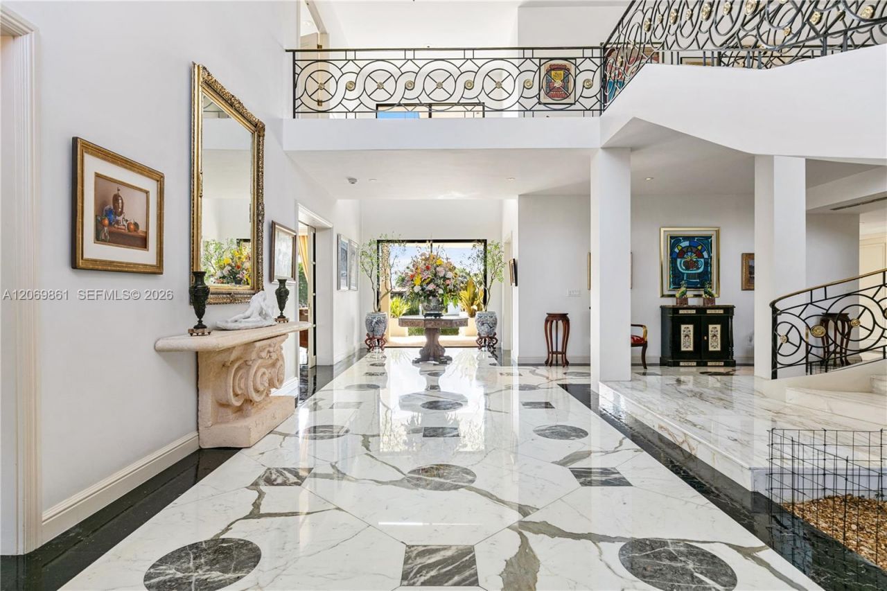 241 Cape Florida Dr , Key Biscayne, FL 33149 Photo