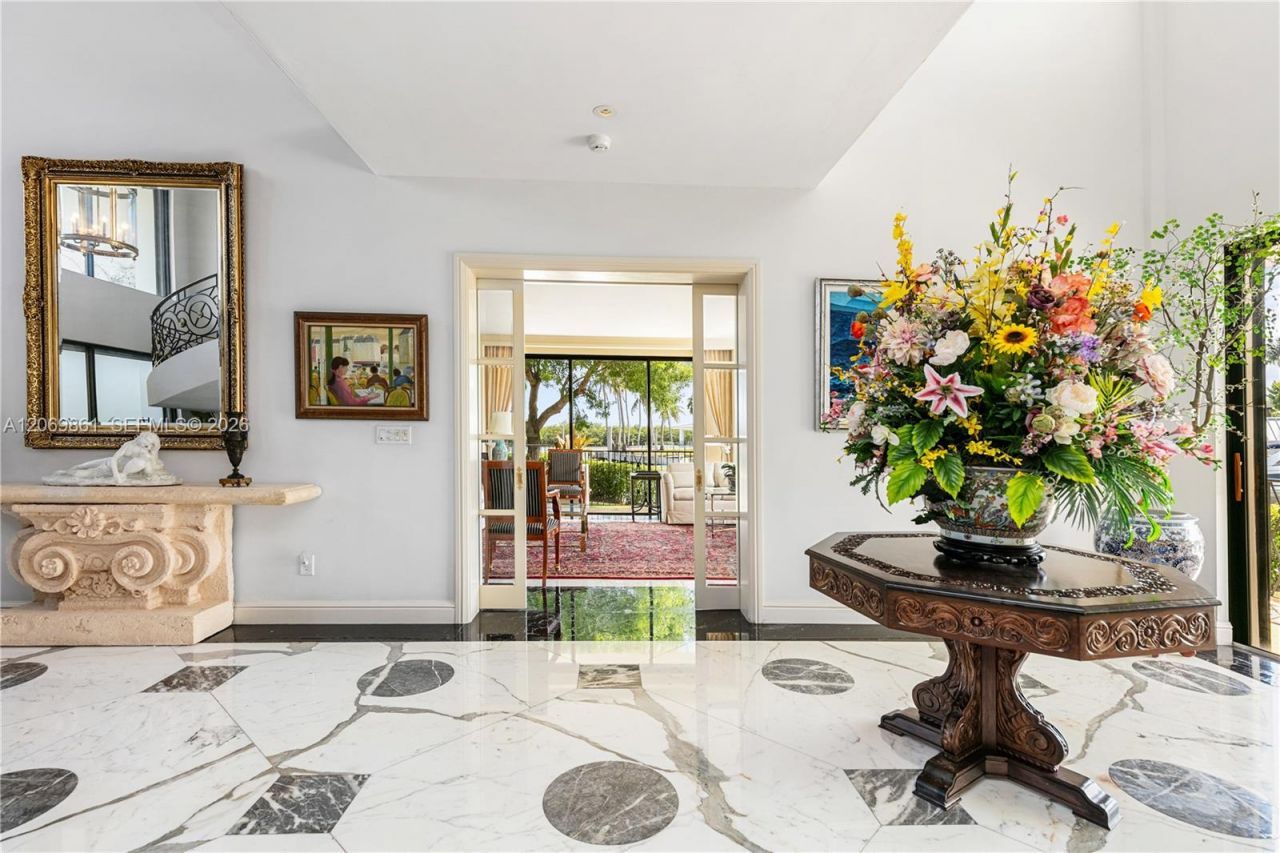 241 Cape Florida Dr , Key Biscayne, FL 33149 Photo