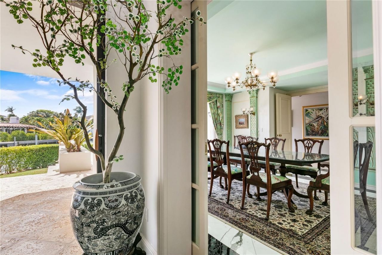241 Cape Florida Dr , Key Biscayne, FL 33149 Photo