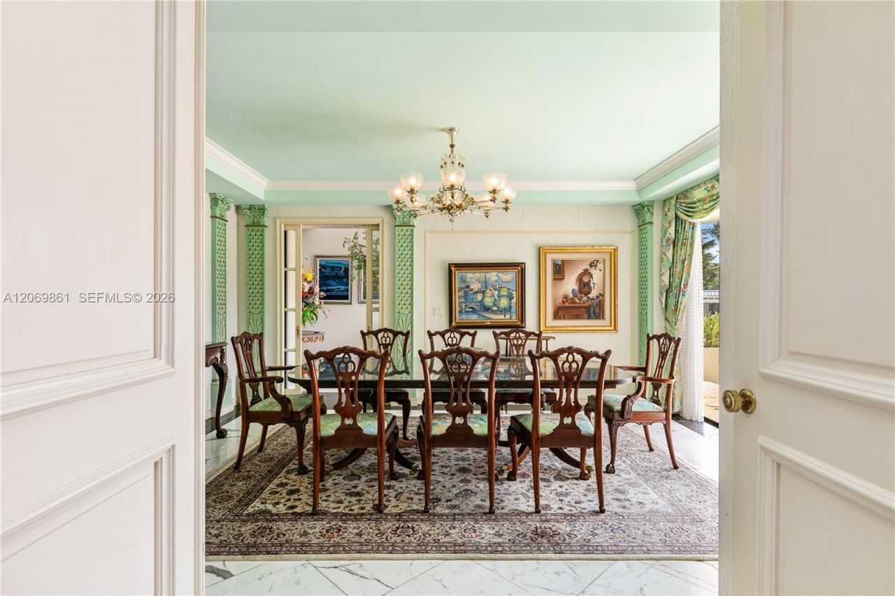 241 Cape Florida Dr , Key Biscayne, FL 33149 Photo