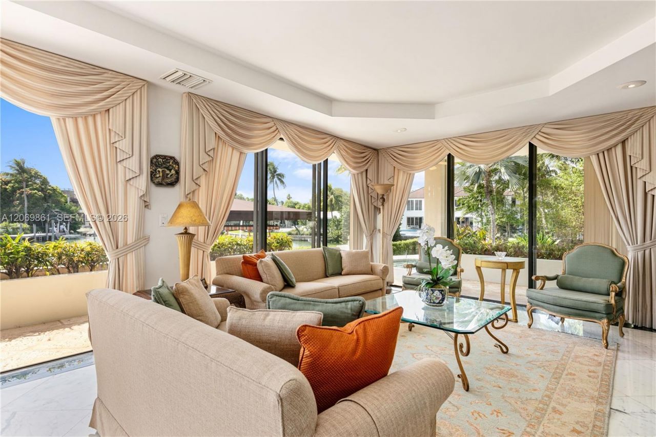 241 Cape Florida Dr , Key Biscayne, FL 33149 Photo