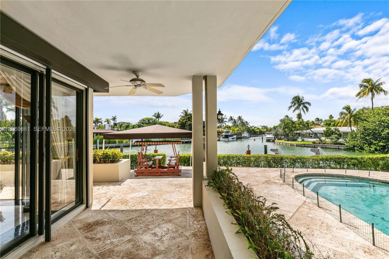 241 Cape Florida Dr , Key Biscayne, FL 33149 Photo