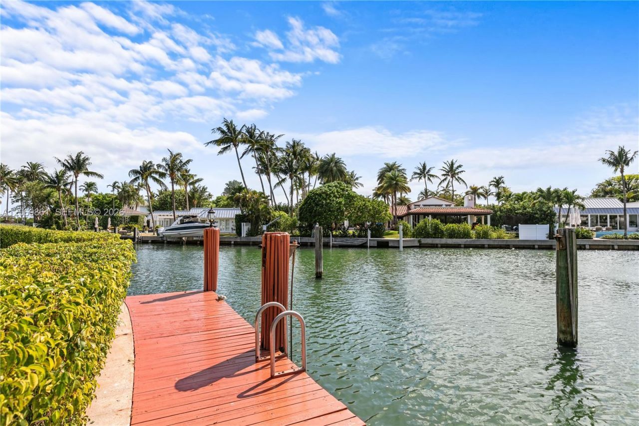 241 Cape Florida Dr , Key Biscayne, FL 33149 Photo
