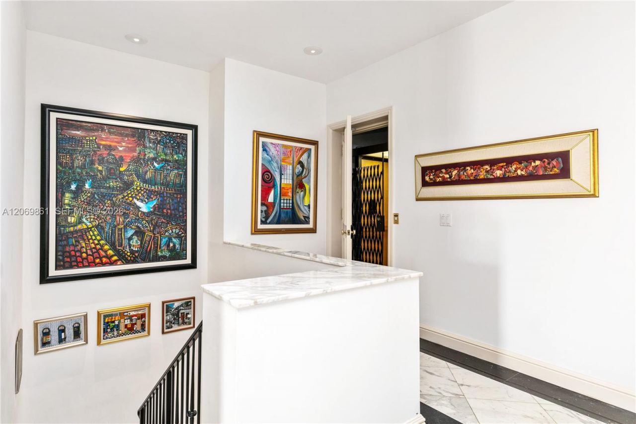 241 Cape Florida Dr , Key Biscayne, FL 33149 Photo