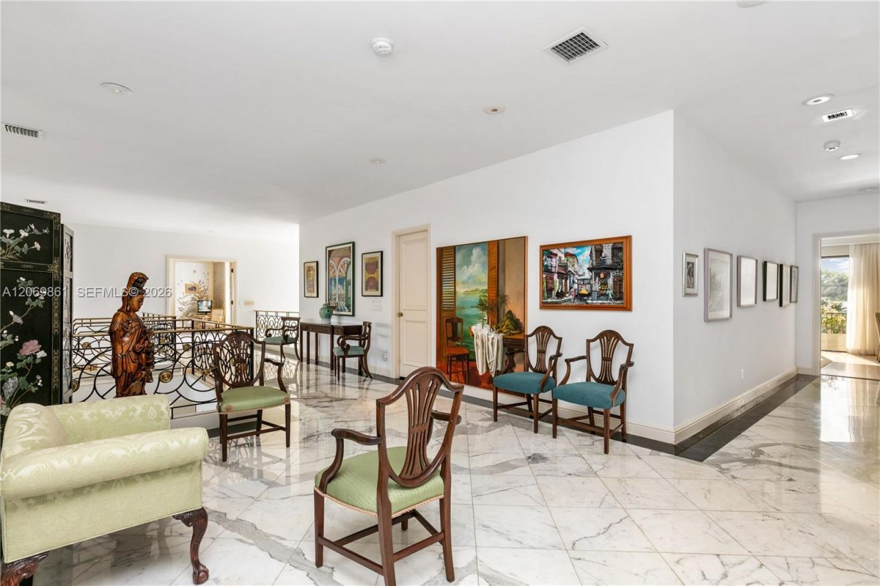 241 Cape Florida Dr , Key Biscayne, FL 33149 Photo