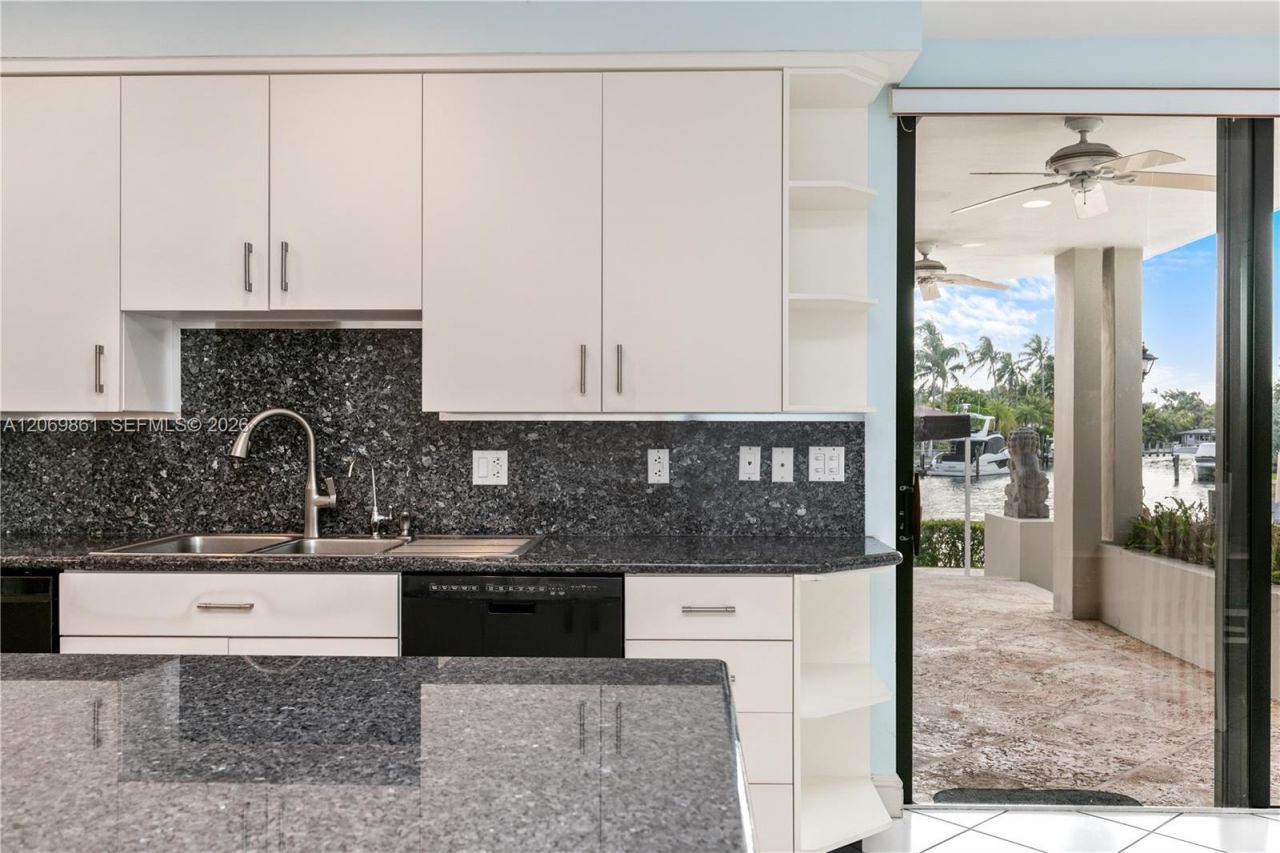 241 Cape Florida Dr , Key Biscayne, FL 33149 Photo